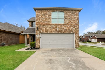 6900 CHACO TRL FORT WORTH, TX 76137
